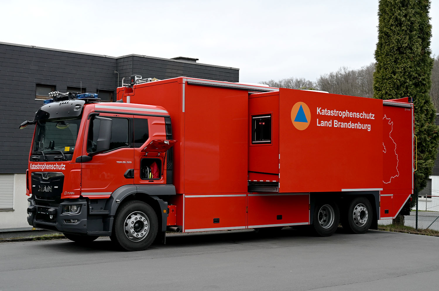 Mobile Command Unit 2/3